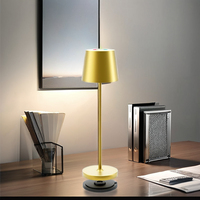 Nordique décor à la maison Portable minimaliste tactile USB alimenté par batterie moderne restaurant de luxe sans fil Rechargeable Led lampe de Table