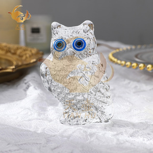 Adorno de Búho de Cristal Transparente con Relieve Tallado, Decoración para el Hogar, Regalo con Base - Product Image 3