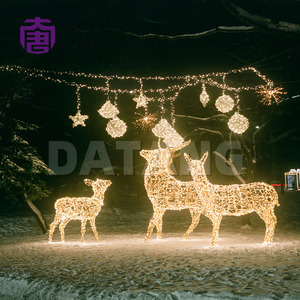 Décoration de Noël LED en forme de cerf pour extérieur, lumière blanc chaud 2700K, étanche, design 3D en fil métallique pour affichage festif - Product Image 3