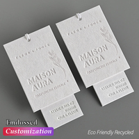 Étiquettes suspendues personnalisées avec logo, finition mate gaufrée, estampage à chaud, étiquettes de luxe, cartes de visite, étiquettes suspendues gaufrées