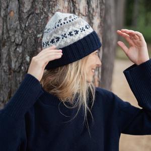 2024 élégant confortable personnalisé hiver seau chapeaux de haute qualité en détresse Nylon et soie OEM ODM en gros fabriqué au Vietnam - Product Image 4