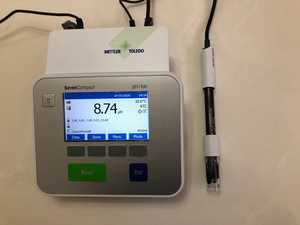 Medidor de pH/Conductividad Toledo Sevencompact con Pantalla LCD Digital Retroiluminada |   Analizador de Calidad de Agua para Laboratorio e Industria - Product Image 3