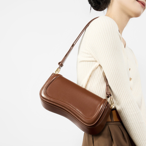 Vente <span class=keywords><strong>en</strong></span> gros sac à bandoulière pour femmes <span class=keywords><strong>en</strong></span> cuir véritable sac sous le bras nouveau design de luxe petit sac pour dames <span class=keywords><strong>en</strong></span> cuir de vachette - Product Image 6