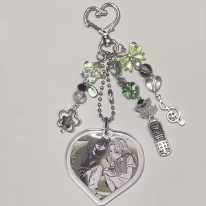 El tipo a quien se le interesaba no era un hombre en absoluto/llaveros verdes <span class=keywords><strong>Yuri</strong></span> - Product Image 4