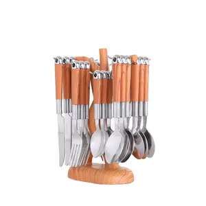 Avec manche en bois et support Ensemble de couverts en métal 24PCS Ensemble de vaisselle en acier inoxydable Couteau fourchette et cuillère de haute qualité