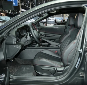 Nuevo H-yundai Elantra con <span class=keywords><strong>MacPherson</strong></span> delantero, viga de torsión trasera; 1.5L CVT Consumo de combustible, 1,4 T DCT Aceleración impresionante - Product Image 6