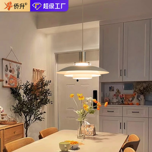 โคมไฟระย้ารูปทรงยูเอฟโอ ไฟ LED แบบหลายหัว สำหรับบ้าน ห้องครัว ร้านอาหาร - Product Image 2