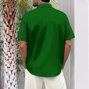 Chemises décontractées pour hommes à col montant, boutonnées, à manches courtes, respirantes, pour la plage et les vacances, avec logo personnalisé ODM - Product Image 5