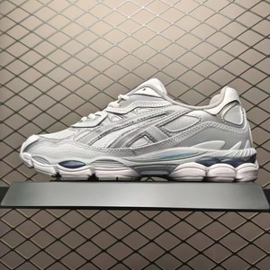 Baskets de course personnalisées Gel NYC 2026 de haute qualité pour hommes, chaussures de sport d'été pour le campus, et chaussures de marche pour femmes - Product Image 1