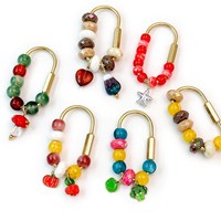 Trendy handgemaakte acryl kralen tasbedel 2026, gepersonaliseerde U-vormige karabijnhaak tas hanger accessoire, schattige fruit tasbedels