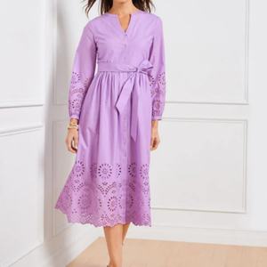 Robe d'été en coton et lin pour femme, manches longues, coupe trapèze, élégante, avec dentelle ajourée, décontractée, longueur midi, par un fabricant de vêtements - Product Image 1