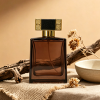 Flacon de parfum carré en verre de luxe vintage haut de gamme, très vendu, 50 ml 100 ml, rechargeable avec boîte d'emballage