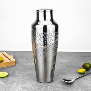 Elegante Juego de 2 Vasos Mezcladores de Cócteles Estilo París, Diseño de Cuadrícula, 18 oz, Acero Inoxidable 18/8, Mezclador de Martini Francés, Coctelera Parisina - Product Image 1