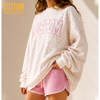 Ensemble de survêtement oversize pour femme avec sweat-shirt à col montant imprimé floral et appliqué style universitaire, et short décontracté personnalisé