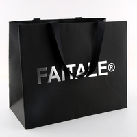 Sac en papier personnalisé poignée corde avec logo vêtements shopping cadeau bijoux emballage sac en papier