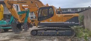 รถขุดมือสอง เครื่องยนต์คัมมินส์ รุ่นปี 2023 สภาพดี ใช้งานง่าย ฮุนได 220LC-9S ระบบไฮดรอลิกคาวาซากิ น้ำหนัก 21.9 ตัน - Product Image 5