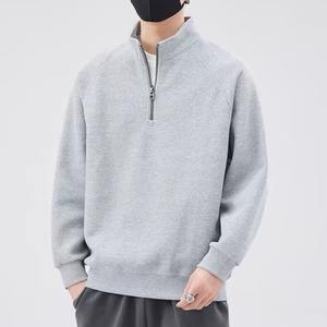Felpa con Mezza Zip <span class=keywords><strong>da</strong></span> <span class=keywords><strong>Uomo</strong></span>, Vestibilità Ampia, Nuova Moda Primavera 2024, Pullover di Marca con Colletto Alto, Abbigliamento Maschile - Product Image 2