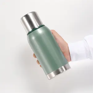 Kahve sıcak ve soğuk içecek için 750ML yalıtımlı vakum termo şişe paslanmaz su şişesi seyahat tenceresi