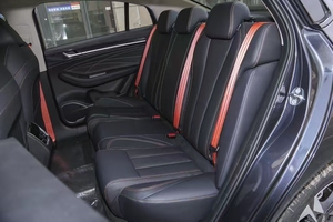 <span class=keywords><strong>Voiture</strong></span> d'<span class=keywords><strong>occasion</strong></span> 2023 Chery Arrizo 5 GT Berline 4 portes 5 places Faible kilométrage Essence Intérieur Noir <span class=keywords><strong>Automatique</strong></span> Conduite à gauche - Product Image 5