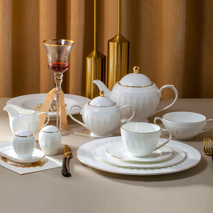 YAYU Service de table en porcelaine de luxe de style occidental avec bordure dorée, <span class=keywords><strong>vaisselle</strong></span> en porcelaine blanche, ensemble de bols, ensemble de <span class=keywords><strong>vaisselle</strong></span> en céramique - Product Image 2