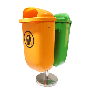 Contenedor de <span class=keywords><strong>Basura</strong></span> Público de Plástico de 50L con <span class=keywords><strong>Doble</strong></span> Compartimiento y Poste para la Calle - Product Image 3