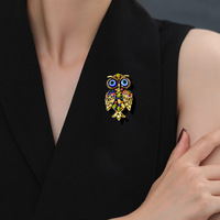 Luxe multicolore strass hibou broche broches Vintage oiseau Corsage vert résine pierre manteau accessoires fête faveurs principalement alliage