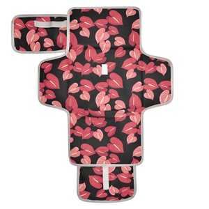 Cambiador de Bebé Portátil Impermeable Aloha Design, Cambiador de Pañales Colgante Personalizado de Hawái, Bolsa de Pañales para Recién Nacidos - Product Image 1