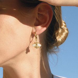 Pendientes de Abeja de Moda al por Mayor, de Acero Inoxidable 316L Coreano, Chapados en Oro PVD de 14k y 18k, Joyería de Alta Calidad para Mujer - Product Image 3