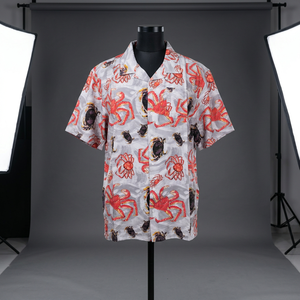 Chemise hawaïenne décontractée pour homme à manches courtes en sergé, imprimé feuilles tropicales, noir et vert, respirante et écologique, idéale pour les vacances d'hiver - Product Image 1