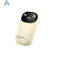 Alta calidad precio bajo 10000 mAh lindo oso cara forma batería de polímero de litio rápido mini banco de energía para PowerBand portátil