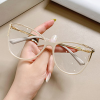 Monture de lunettes légère en TR90 style classique avec branches métalliques, beige, sans correction, prix bas pour la vente en gros