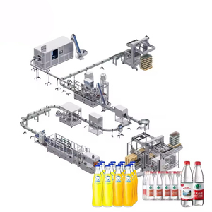 Ligne complète de production de jus de fruits eau minérale boisson gazeuse personnalisée machine de remplissage et de scellement automatique 3 en 1 - Product Image 1