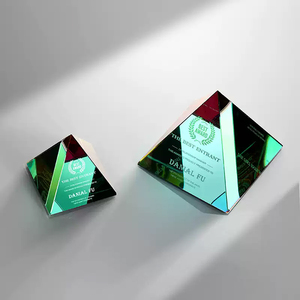 Bán buôn cầu vồng tùy chỉnh rõ ràng Prism paperweight tinh thể 3D laser Ai Cập kim tự tháp - Product Image 2