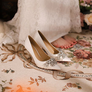 Sandales à talon aiguille en satin de soie avec strass, bout fermé, grande taille, ajourées, pour femme, été, mariage, talon de 6-8 cm, nouveau style - Product Image 6