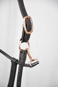 Cabestro de caballo de cuero trenzado de alta calidad, ajuste cómodo, perfecto para actividades de equitación, entrenamiento y eventos de espectáculos - Product Image 4