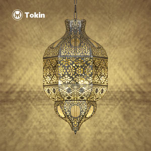 Vente directe d'usine Asie du Sud-Est Style rétro exotique Chambre à coucher Salon Restaurant Hôtel B &amp; Lustre creux sculpté en forme de barre B - Product Image 3