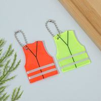 Porte-clés réfléchissant en PVC pour sac d'école, logo de sécurité nocturne, pendentif réfléchissant pour la conduite, porte-clés réfléchissants
