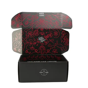 Caja de Envío Negra Grande de Cartón Corrugado para Envíos Postales, Impresa en Negro Mate - Product Image 1