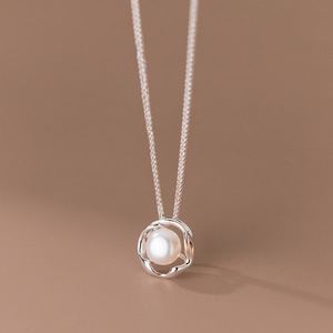 Collar de Cadena Chopin de Plata de Ley S925 con Perlas, Estilo Retro Francés, Accesorio de Lujo Ligero de Alta Gama, Chapado en Rodio para Mujer, Modelo Y00156 - Product Image 1