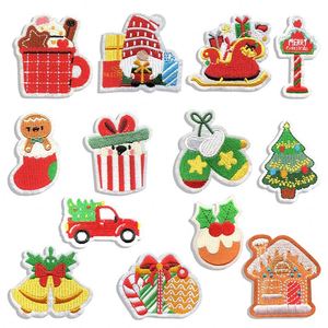 แผ่นปะรูปตุ๊กตาหิมะ ซานตาคลอส ต้นคริสต์มาส ถุงมือ เพนกวิน และบ้าน สำหรับรีดติด - Product Image 2