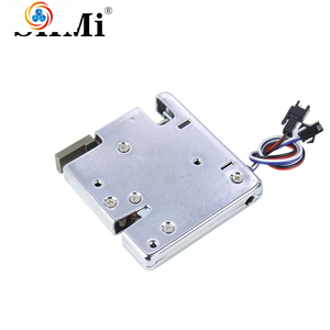 XG7580 12V DC กุญแจแม่เหล็กไฟฟ้าอัจฉริยะสำหรับตู้จำหน่ายสินค้าอัตโนมัติ พร้อมมือจับปลดฉุกเฉินด้านหน้า กำลังไฟ 24W แรงดัน 10 กิโลกรัม - Product Image 1