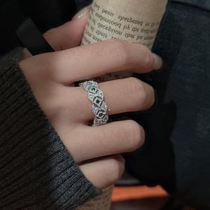 Bague en argent pur S925, style rétro français, sertie de diamants, zircon vert clair vintage, bijoux en dentelle avec design de niche - Product Image 3