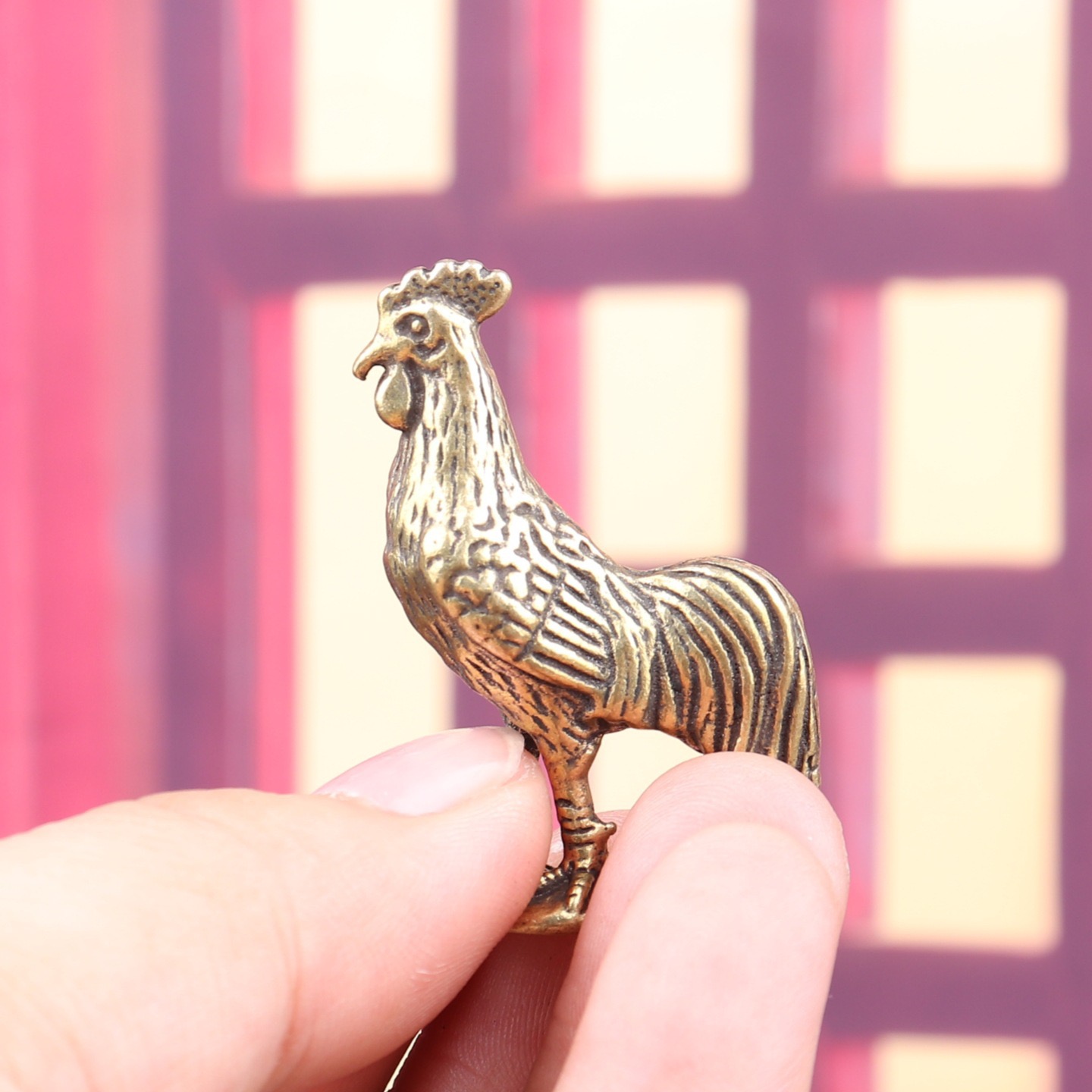 美術品・アンティーク・コレクション シルバー 鶏とオンドリの金属彫刻