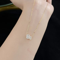 Collier pendentif réglable simple en or jaune 18 carats avec deux diamants de laboratoire taille coussin Ning Shi, bijoux fins délicats unisexe