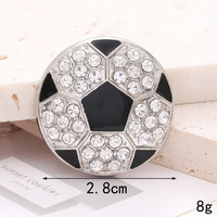 Breloques de chaussures en métal motif ballon de football, sphères à motifs noir et blanc pour sandales de sport perforées et accessoires de téléphone portable