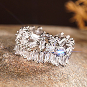 Anillo abierto trapezoidal geométrico para mujer, joyería elegante para los dedos - Product Image 2