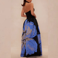Robe de soirée longue en satin noir personnalisable pour femme, col halter, avec jupe ample à imprimé floral bleu, idéale pour les occasions quotidiennes