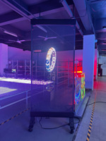 Affichage publicitaire holographique LED transparent à 80 % FutureX, signalisation numérique sur pied, effet flottant 3D, prêt à l'emploi
