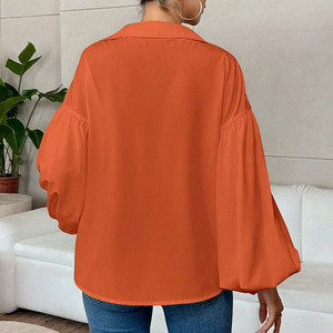 Blus Wanita Grosir Motif Polkadot V-Neck Lengan Panjang Mengembang Model Longgar - Product Image 2