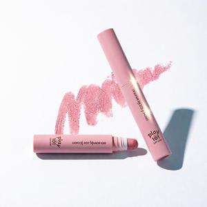 Play 101 Lip Primer Stick Rosa Beige, Efecto Iluminador y Voluminizador, Para Todo Tipo de Piel - Product Image 1